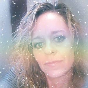 Meet your Posher, Michele